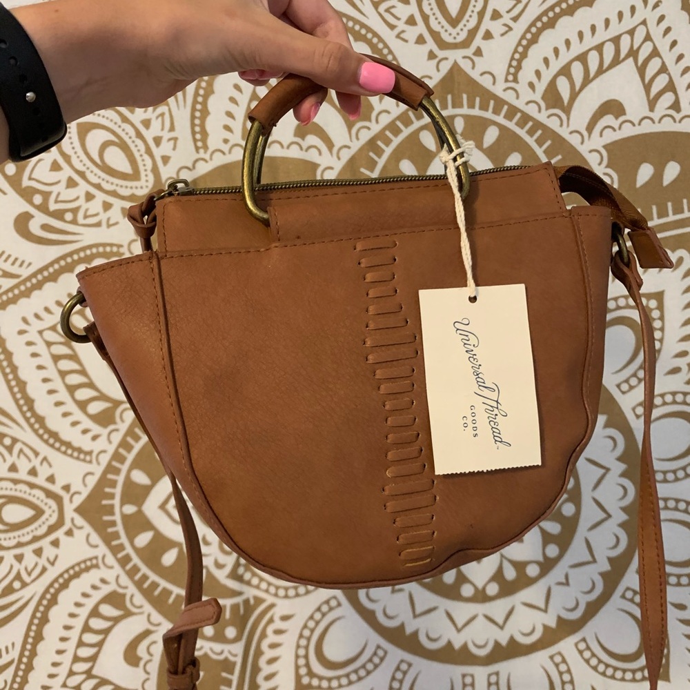 Universal thread handbag/crossbody